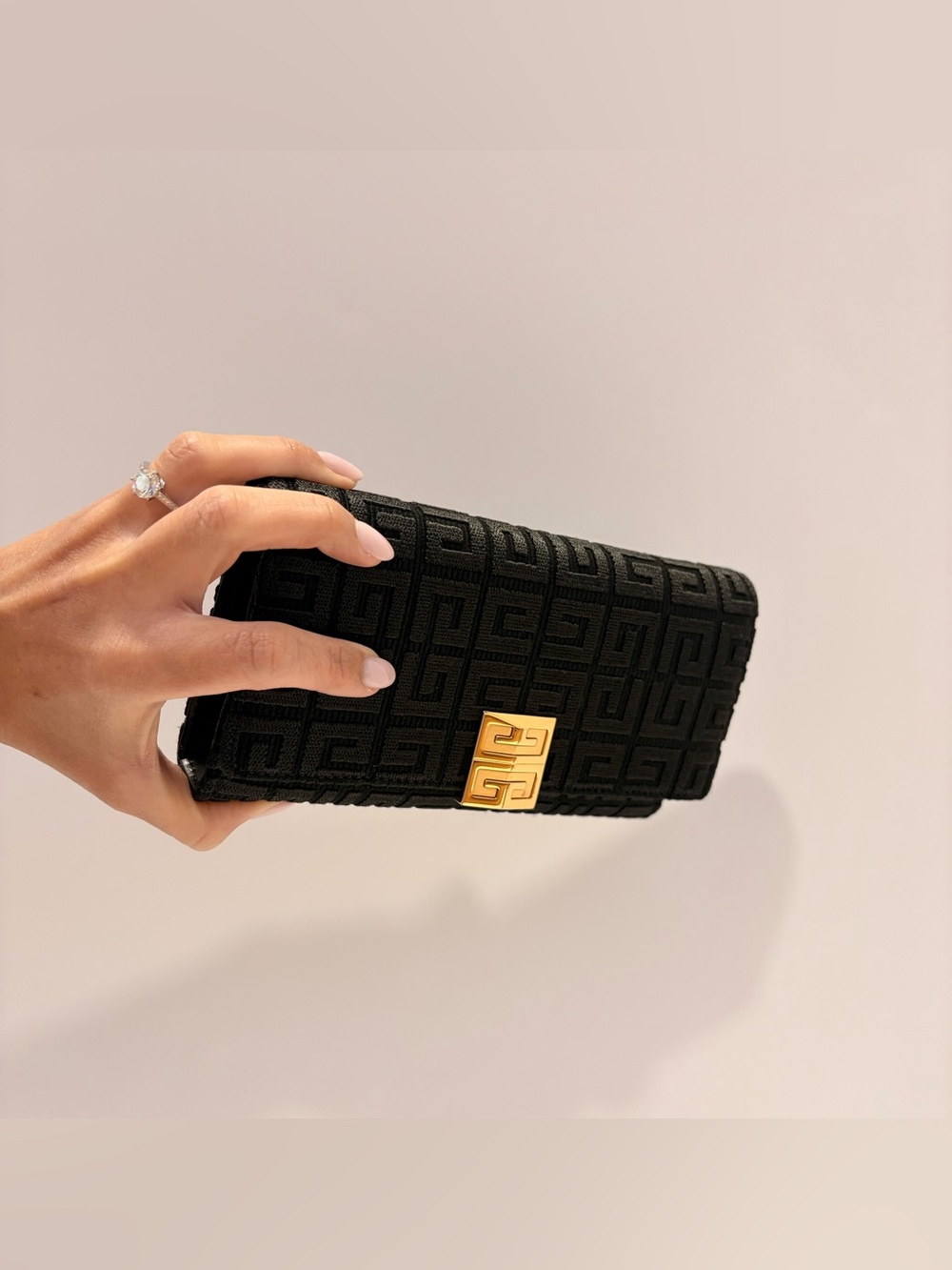 Authentic Givenchy 4G Wallet In Embroidered Black Canvas With Chain Preowned.